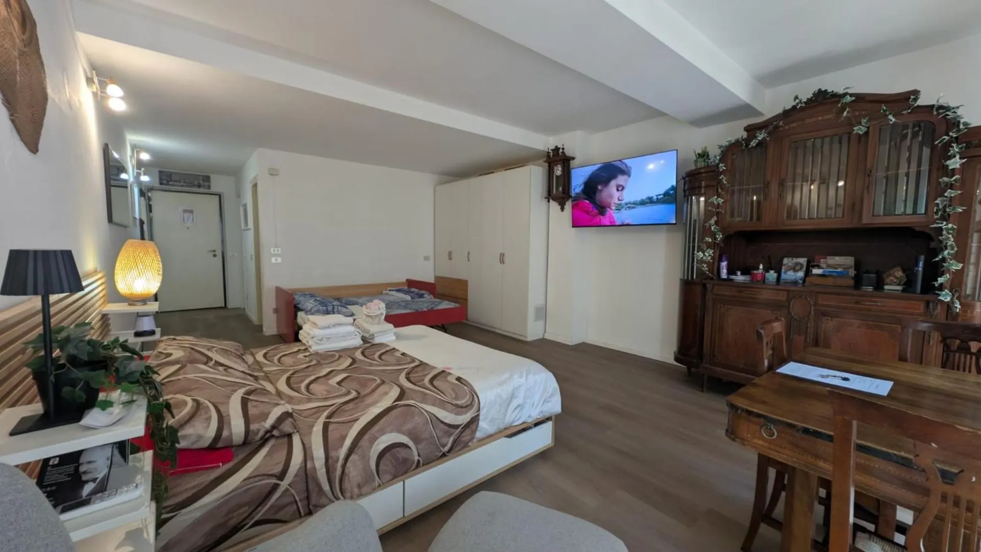 公寓 Timeless Home Deluxe Smart Cinema Suite With Netflix & Disney 帕爾馬